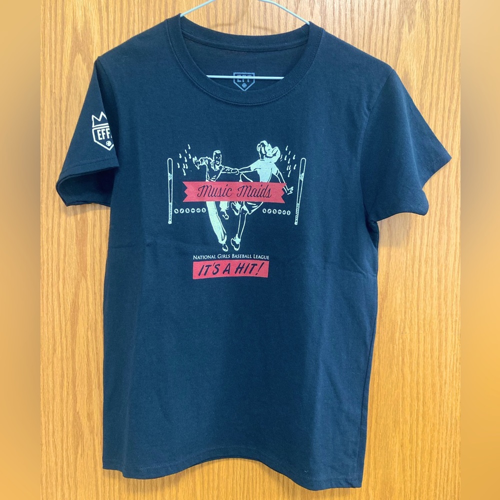Ebbets Field Flannels NWOT women’s black T-shirt small Music Maids
